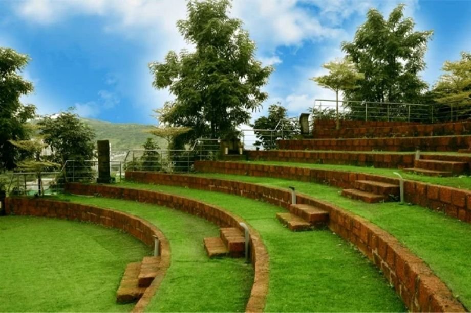 Kalpataru-Jade-Skyline-Amenities-Amphitheater